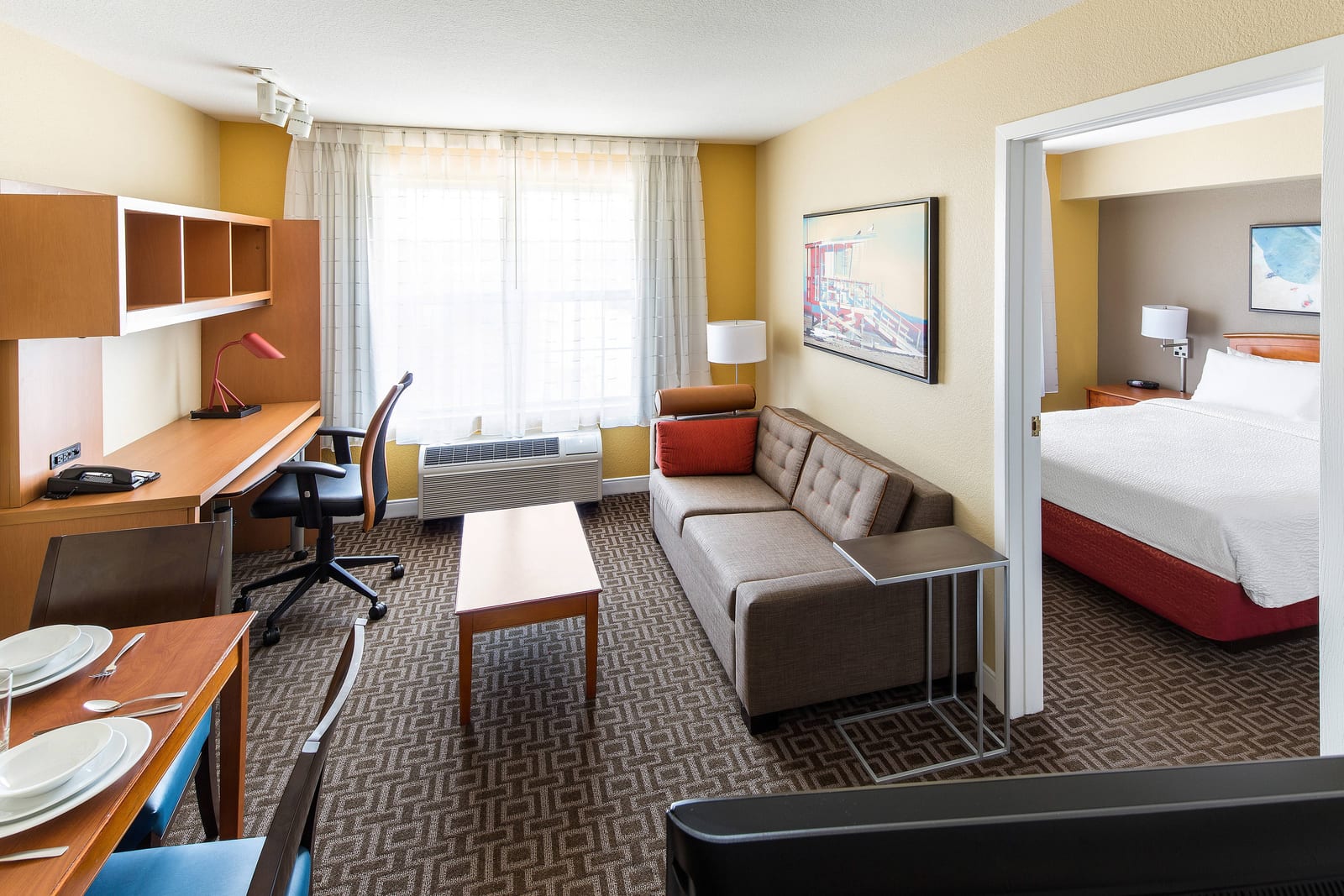 One-bedroom suite with a full kitchen at TownePlace Suites Los Angeles LAX/Manhattan Beach